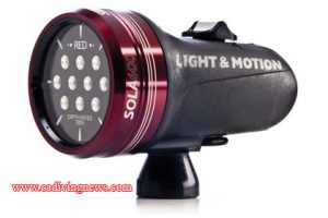 This image portrays Light & Motion Sola 600 Underwater Light by California Diving News.